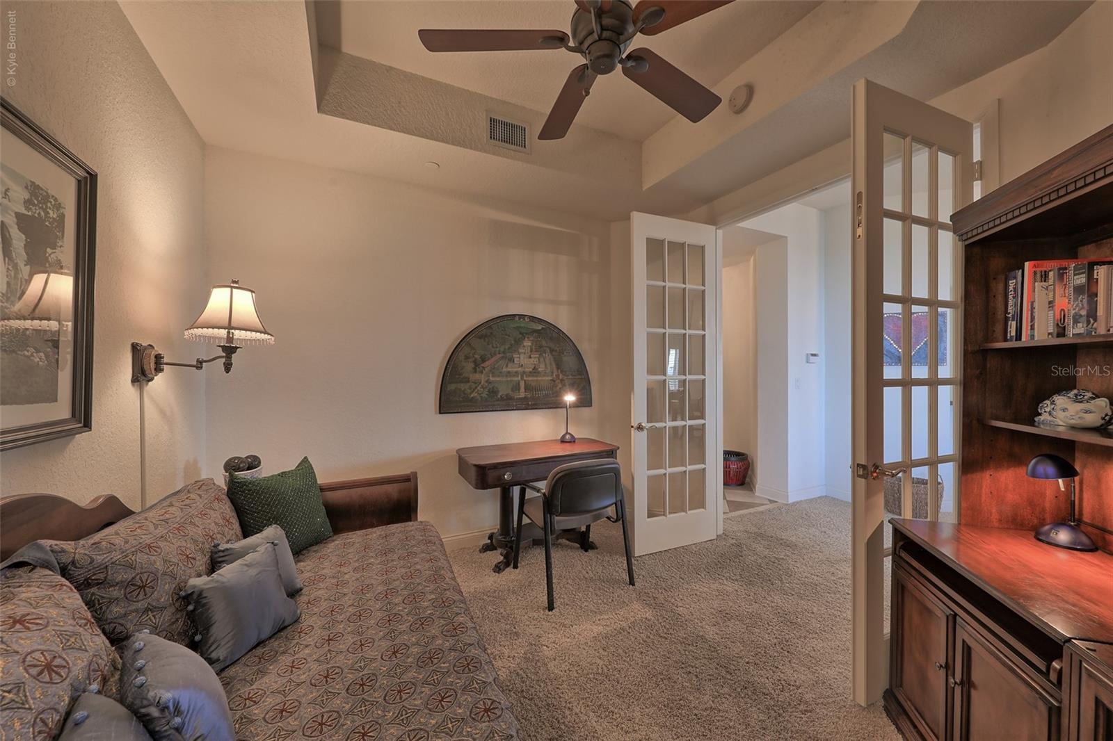 MANDALAY BEACH CLUB CONDO - Residential Lease