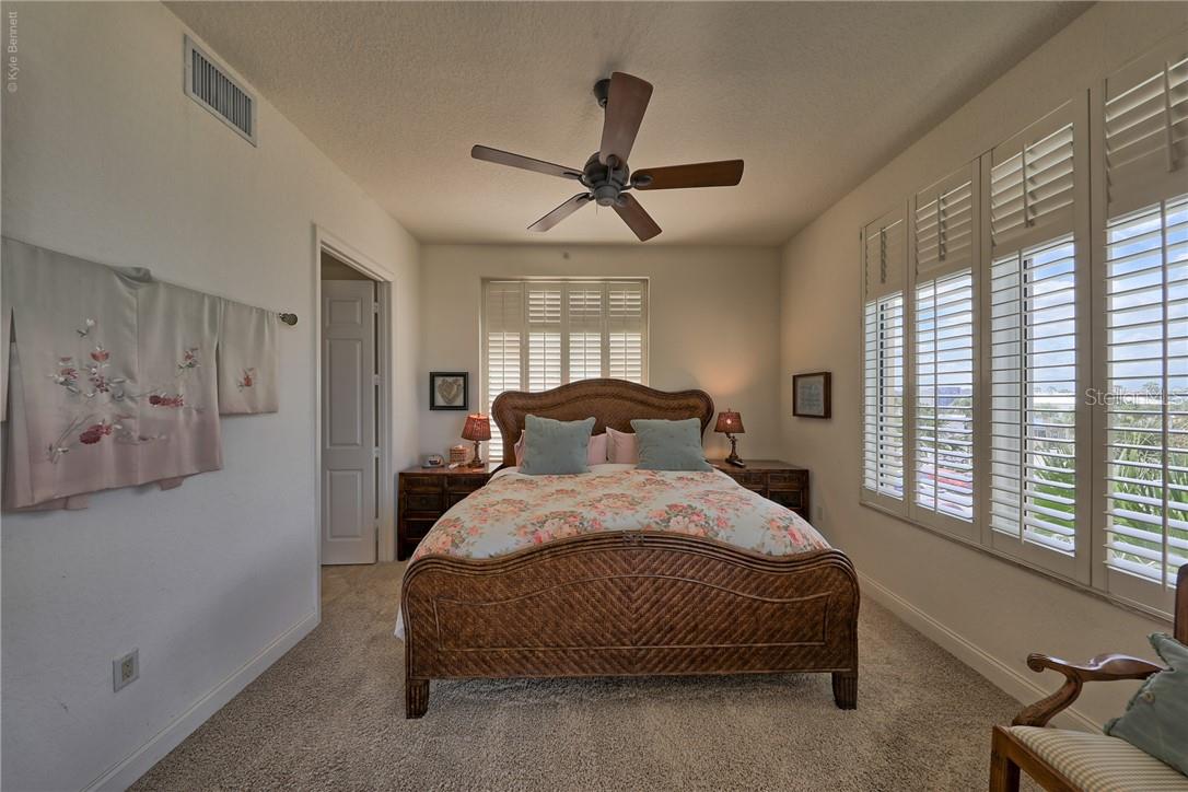 MANDALAY BEACH CLUB CONDO - Residential Lease