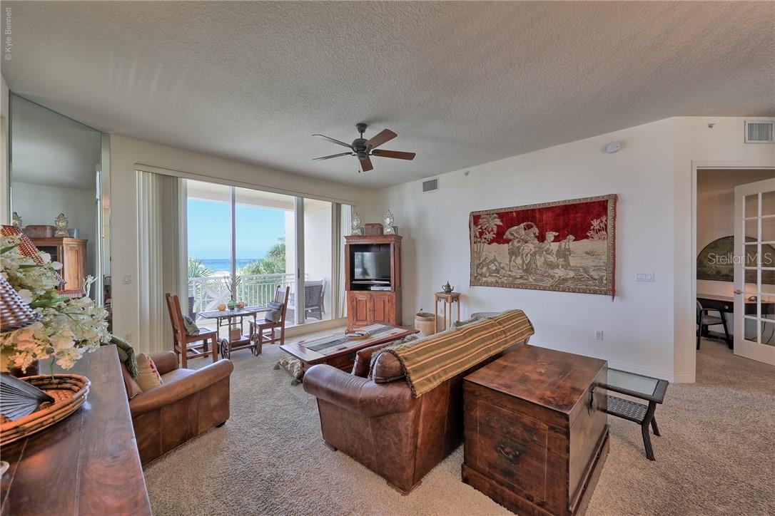 MANDALAY BEACH CLUB CONDO - Residential Lease