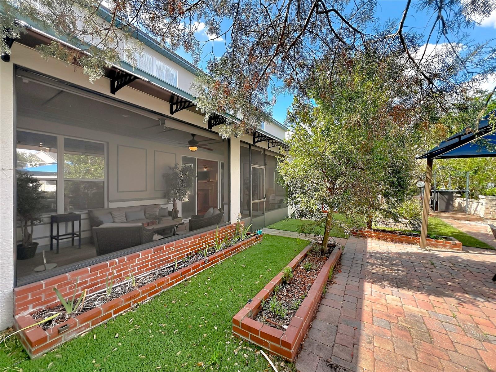 VINEYARDS SUB - Residential