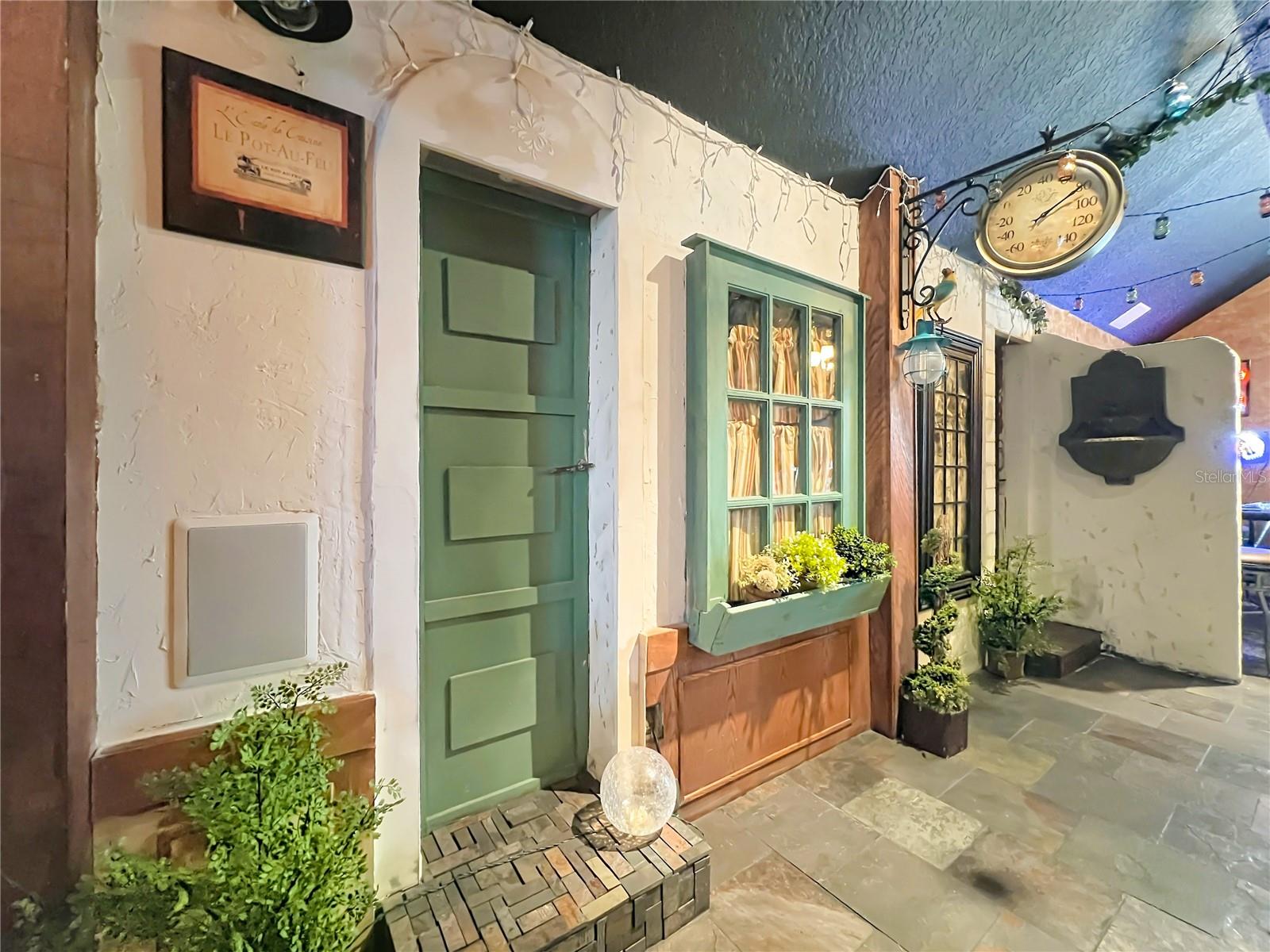 VINEYARDS SUB - Residential