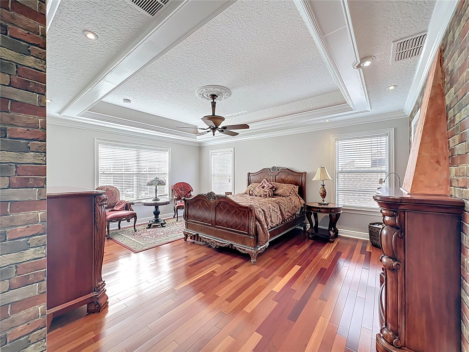 VINEYARDS SUB - Residential