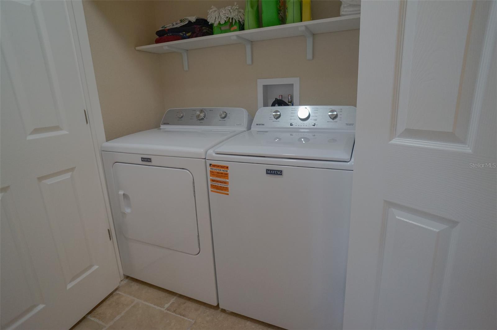 MANDALAY SUB - Residential Lease