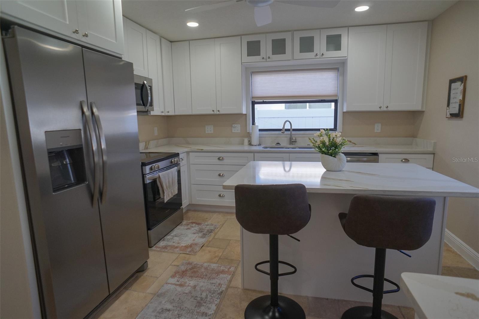 MANDALAY SUB - Residential Lease