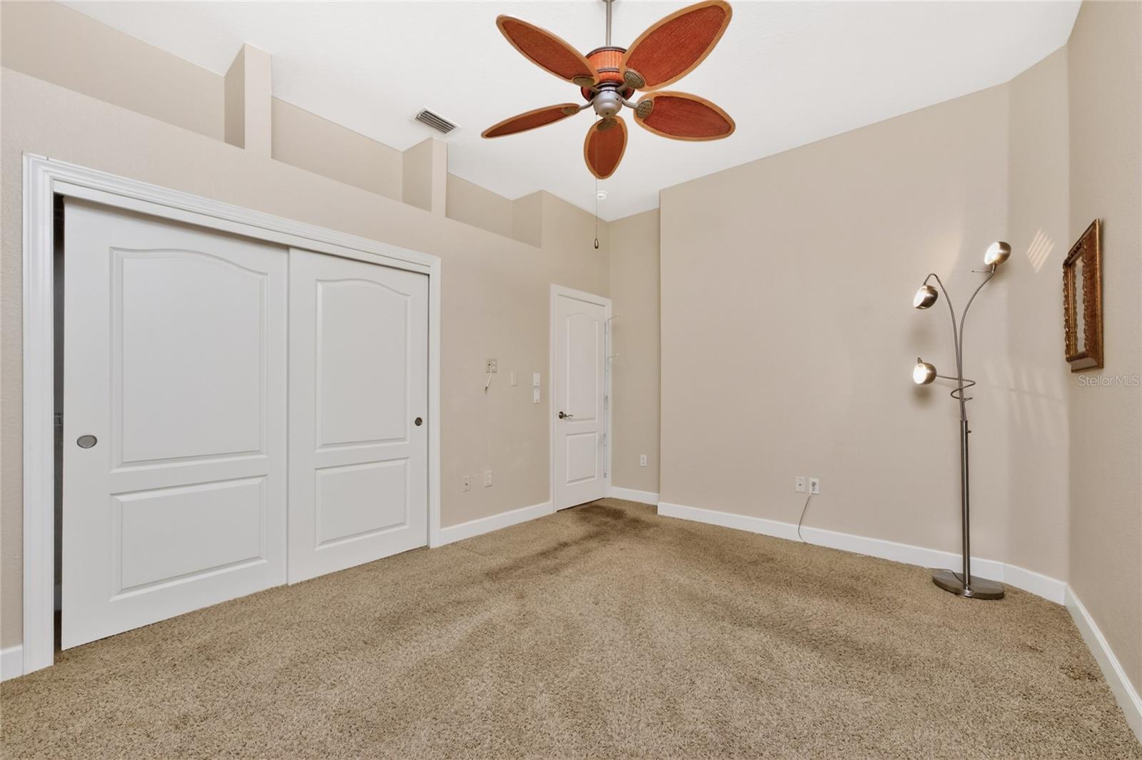 ROTONDA WEST PINE VALLEY - Residential