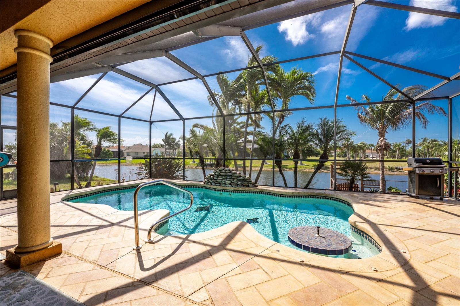 ROTONDA WEST PINE VALLEY - Residential