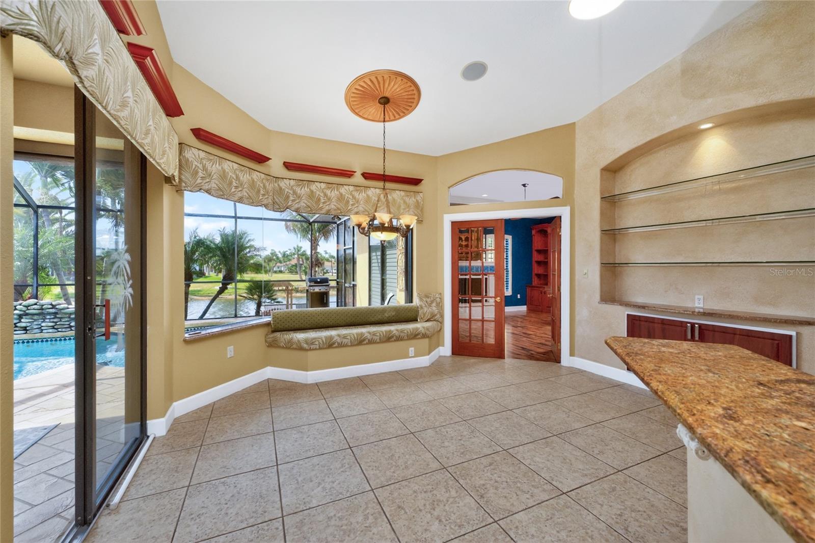 ROTONDA WEST PINE VALLEY - Residential