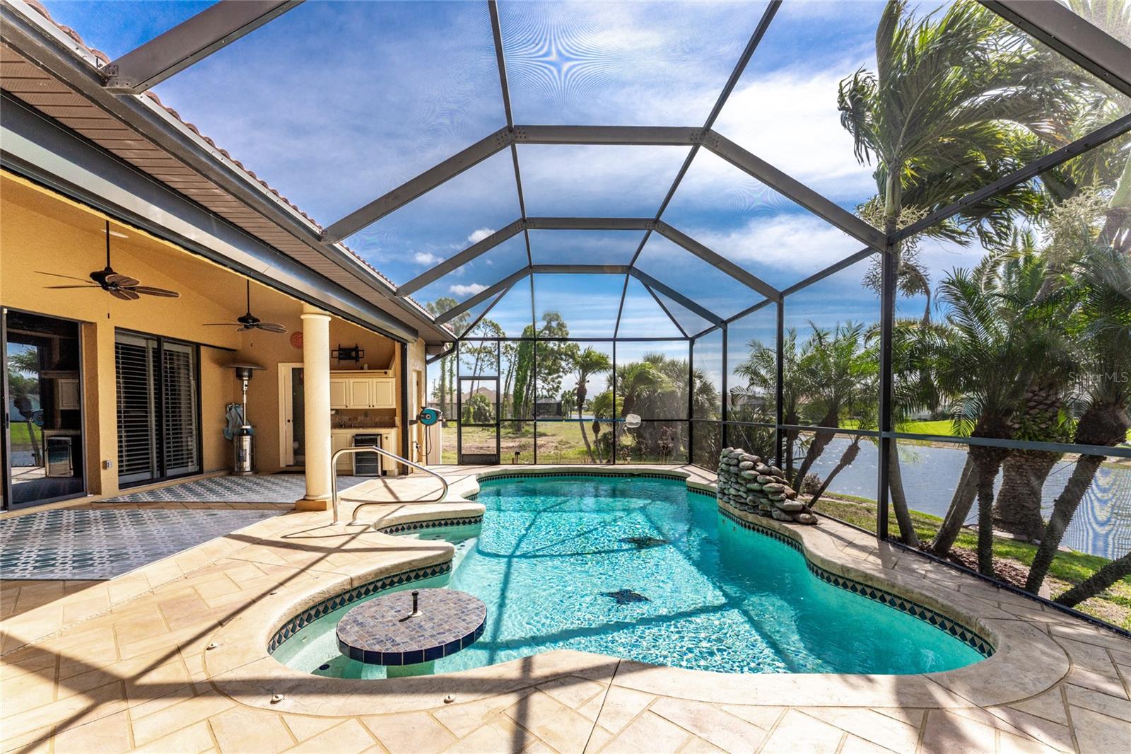 ROTONDA WEST PINE VALLEY - Residential