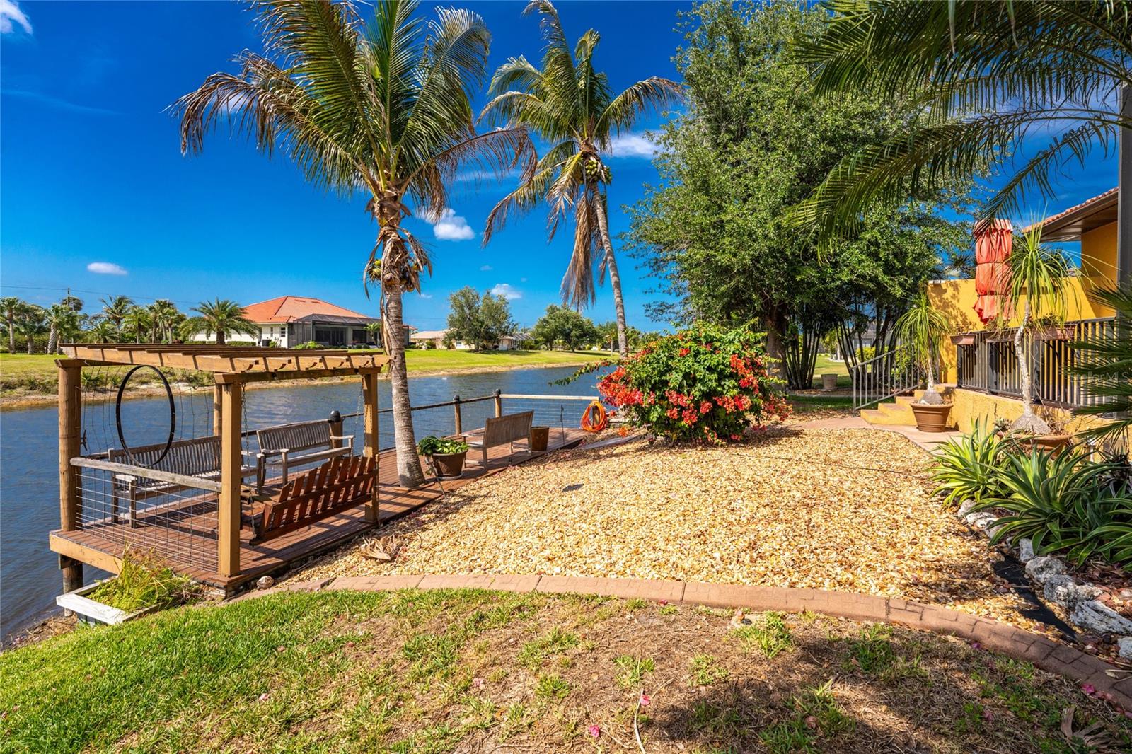 ROTONDA WEST PINE VALLEY - Residential
