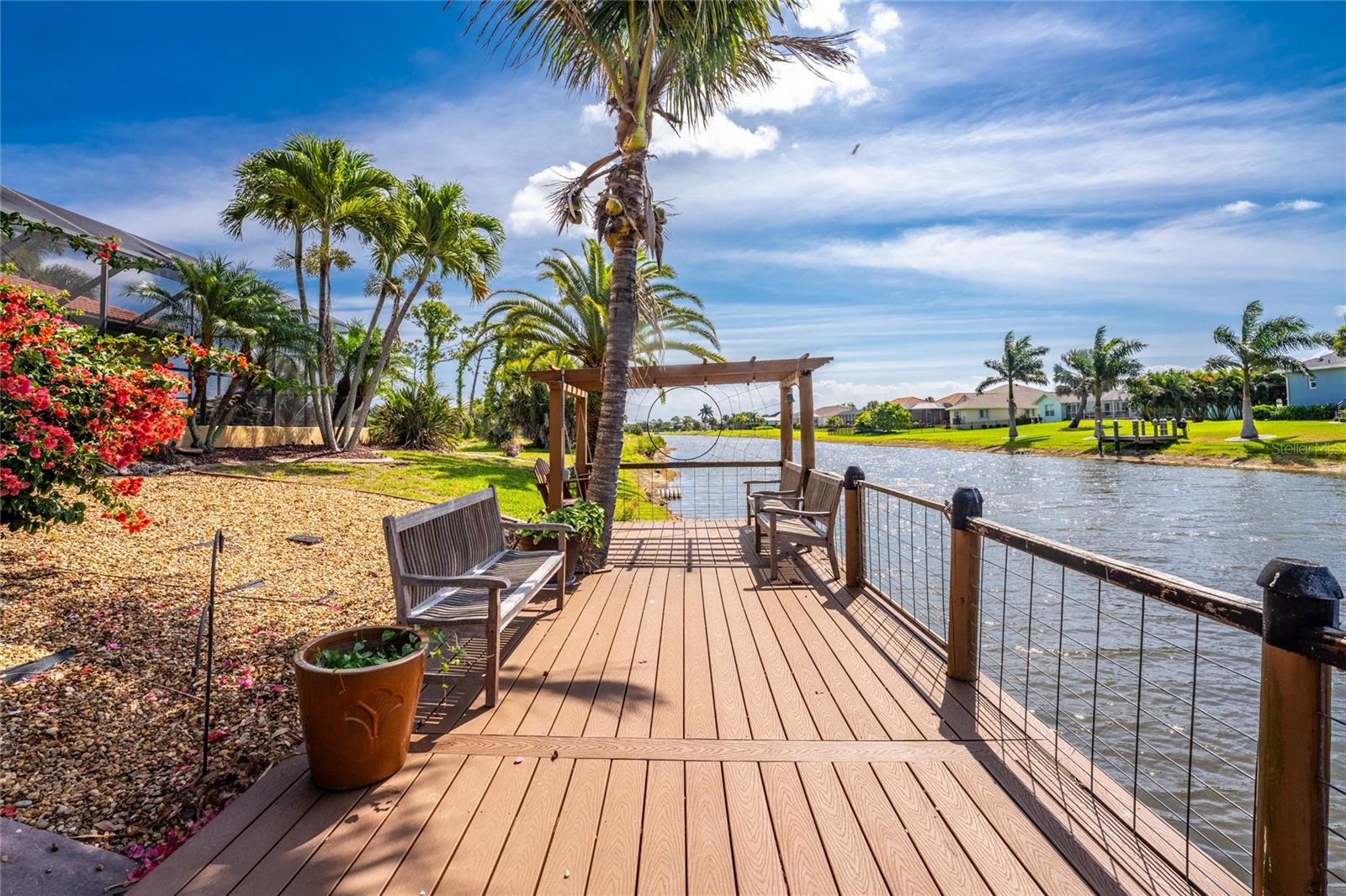 ROTONDA WEST PINE VALLEY - Residential