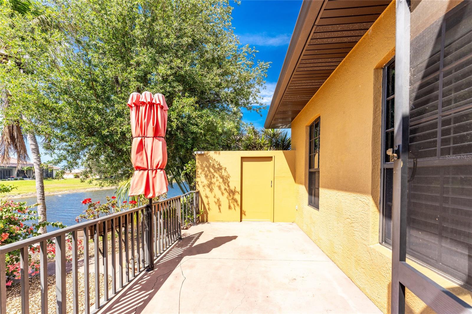 ROTONDA WEST PINE VALLEY - Residential