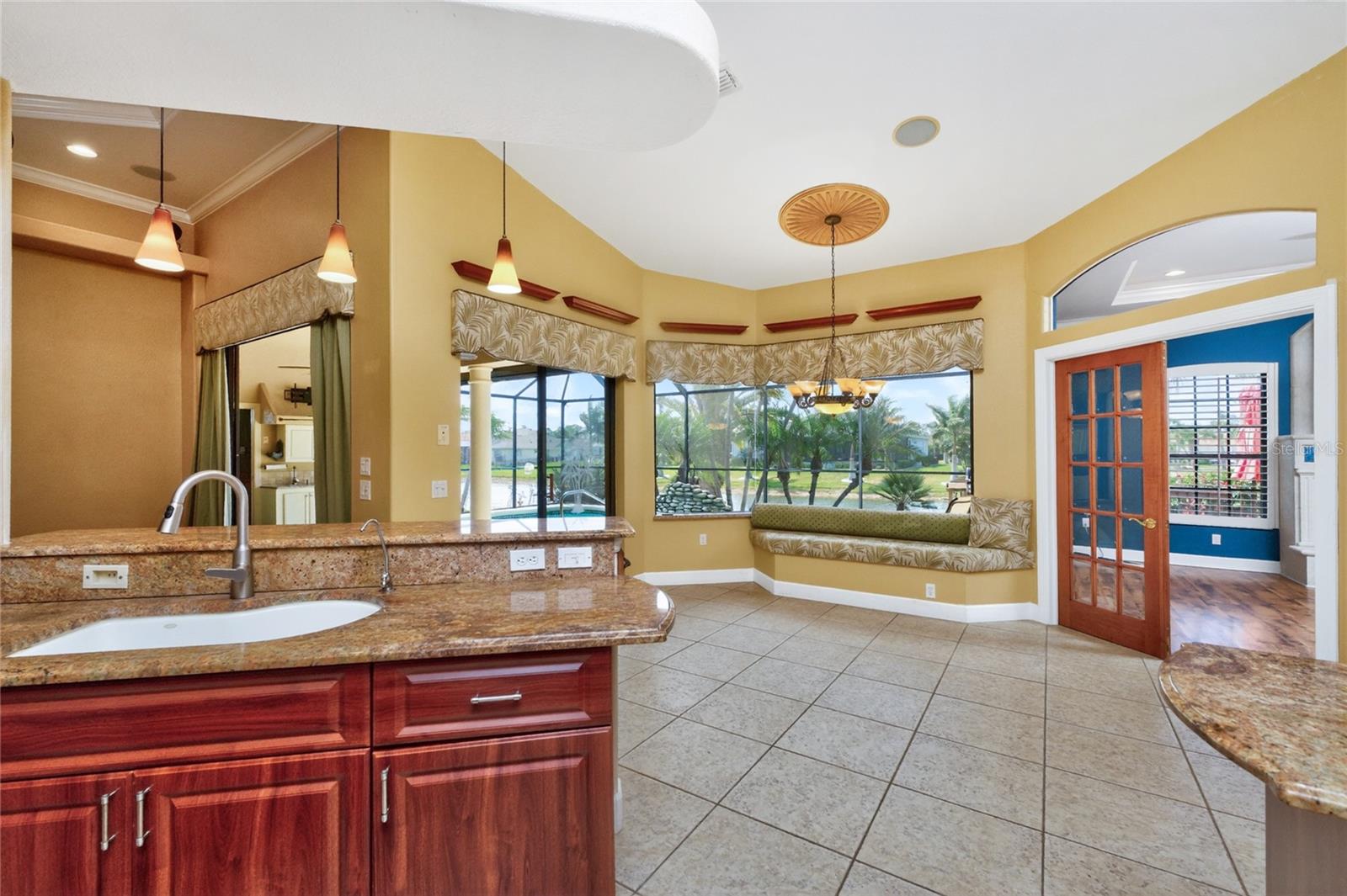 ROTONDA WEST PINE VALLEY - Residential