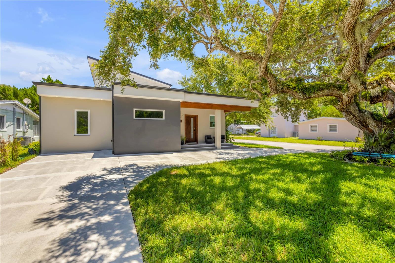 NEW SMYRNA BEACH - Residential