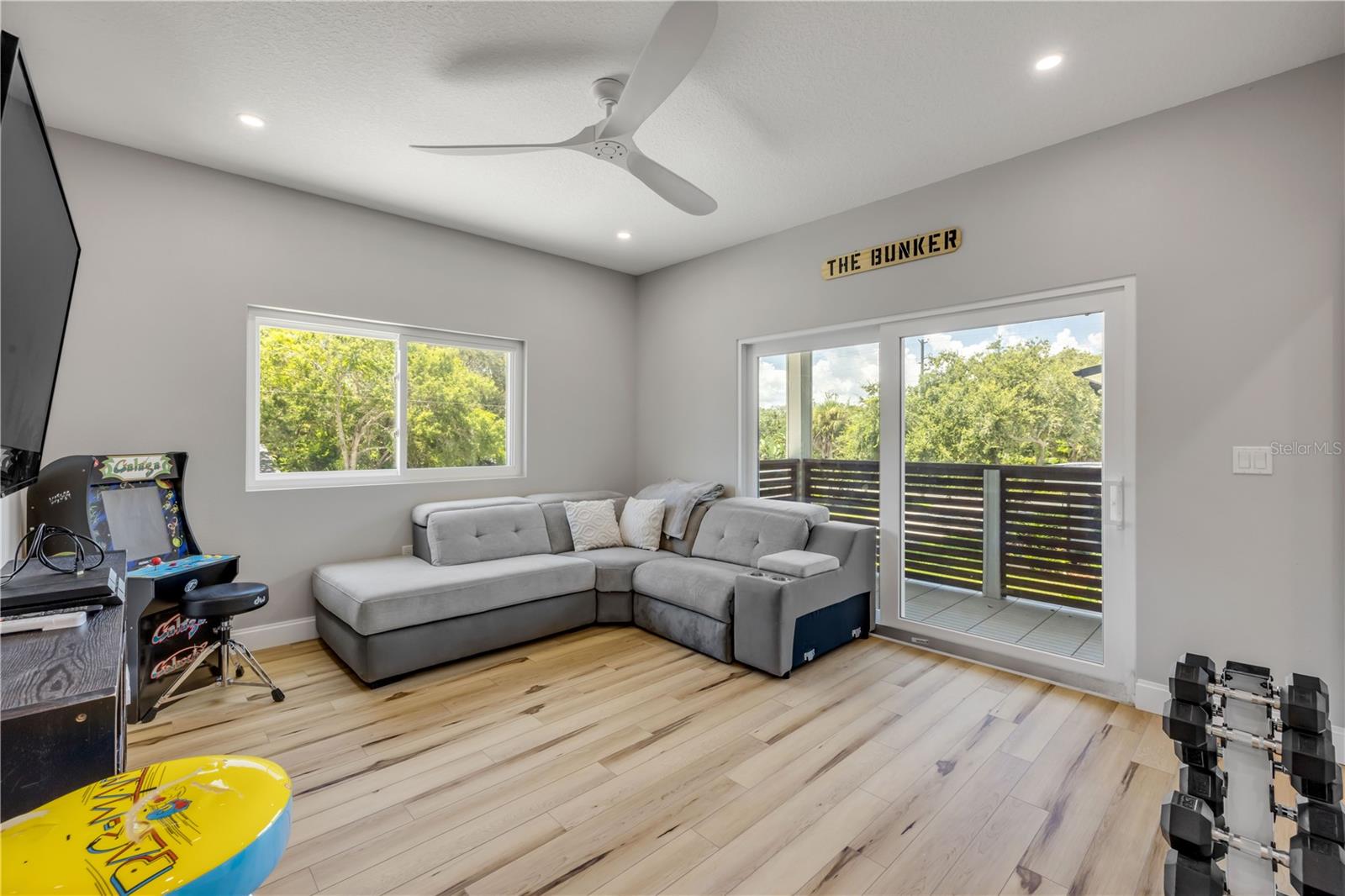 NEW SMYRNA BEACH - Residential