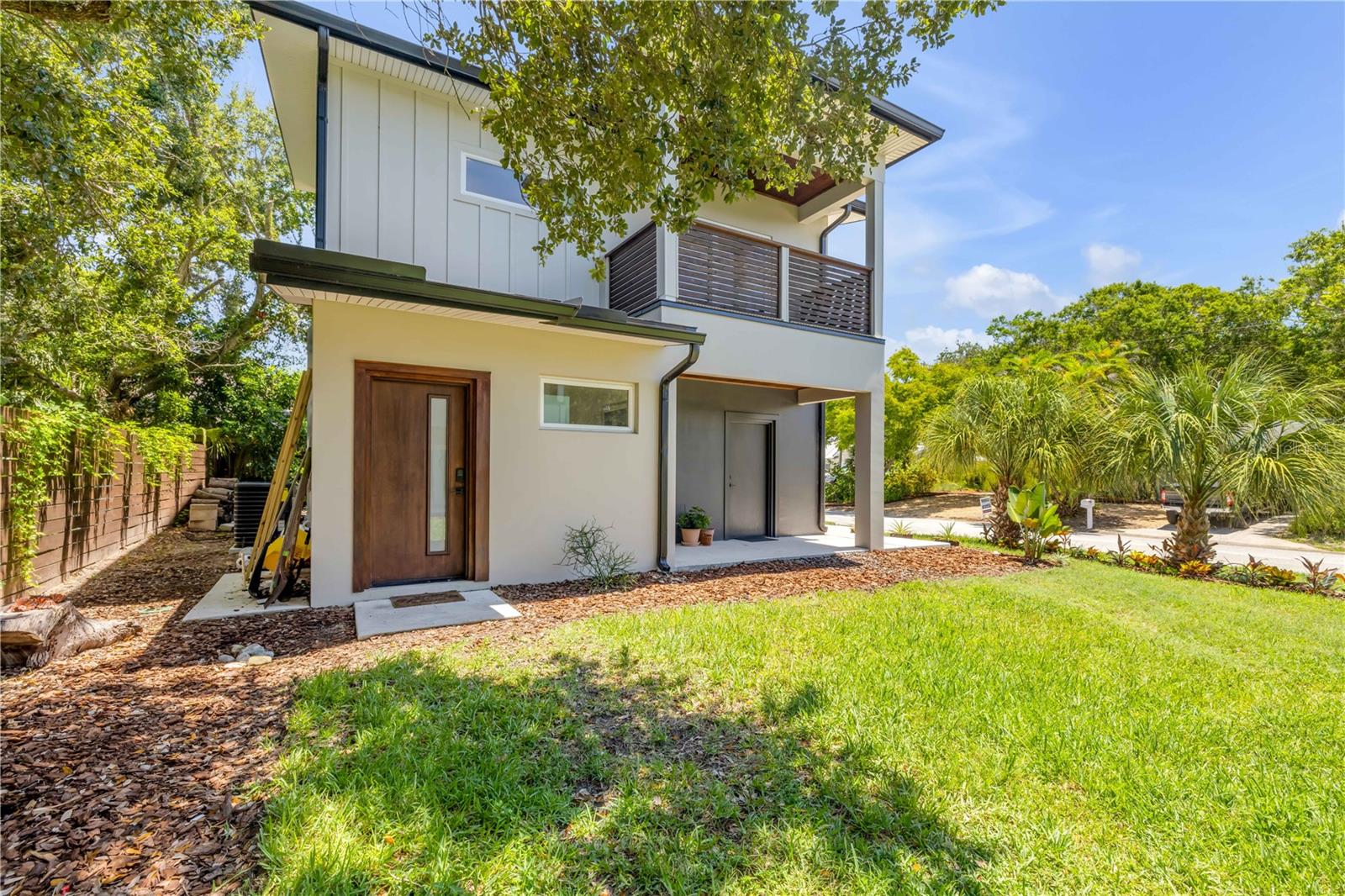 NEW SMYRNA BEACH - Residential