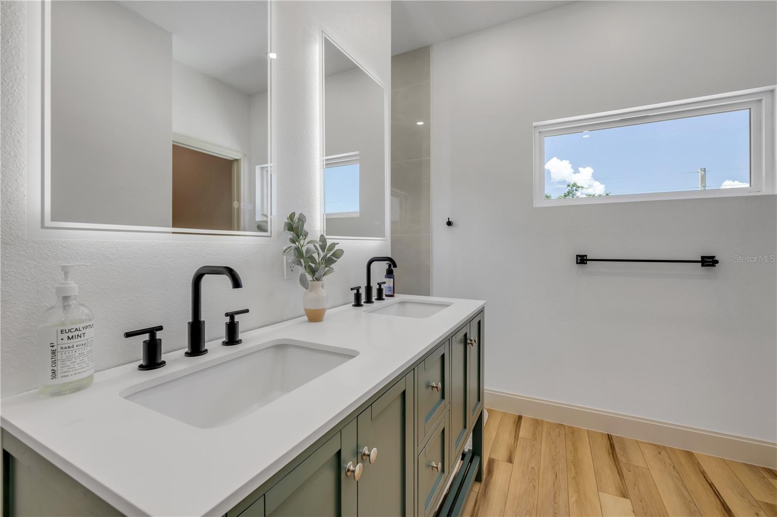 NEW SMYRNA BEACH - Residential