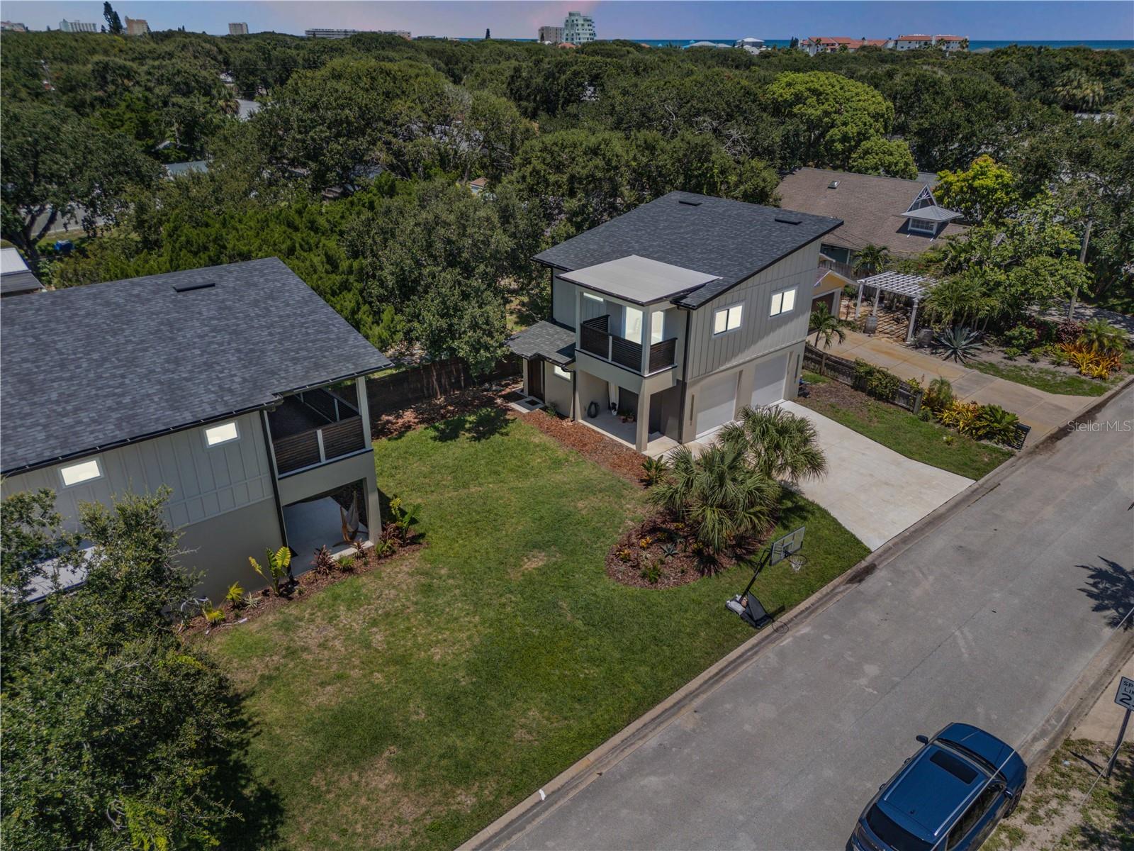 NEW SMYRNA BEACH - Residential