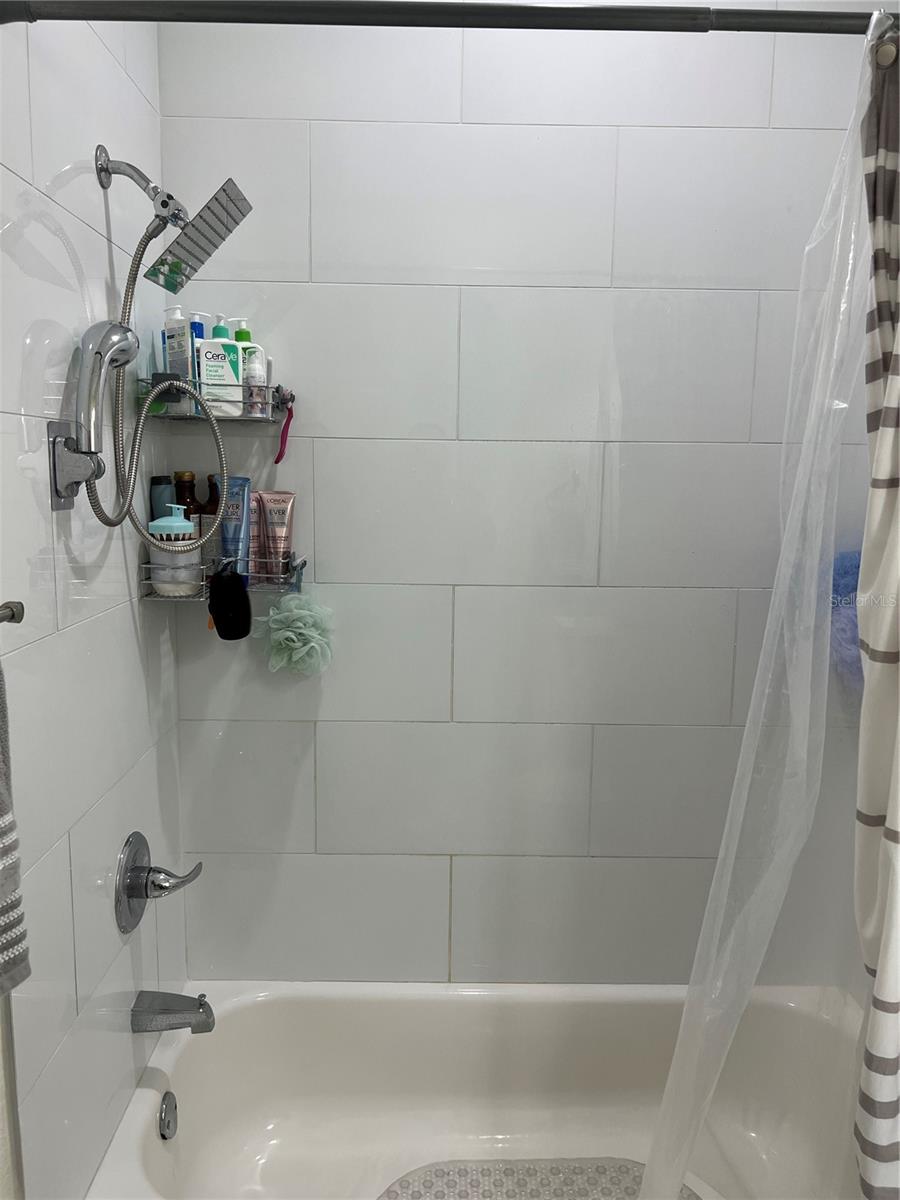 DAVENPORT - Residential Income