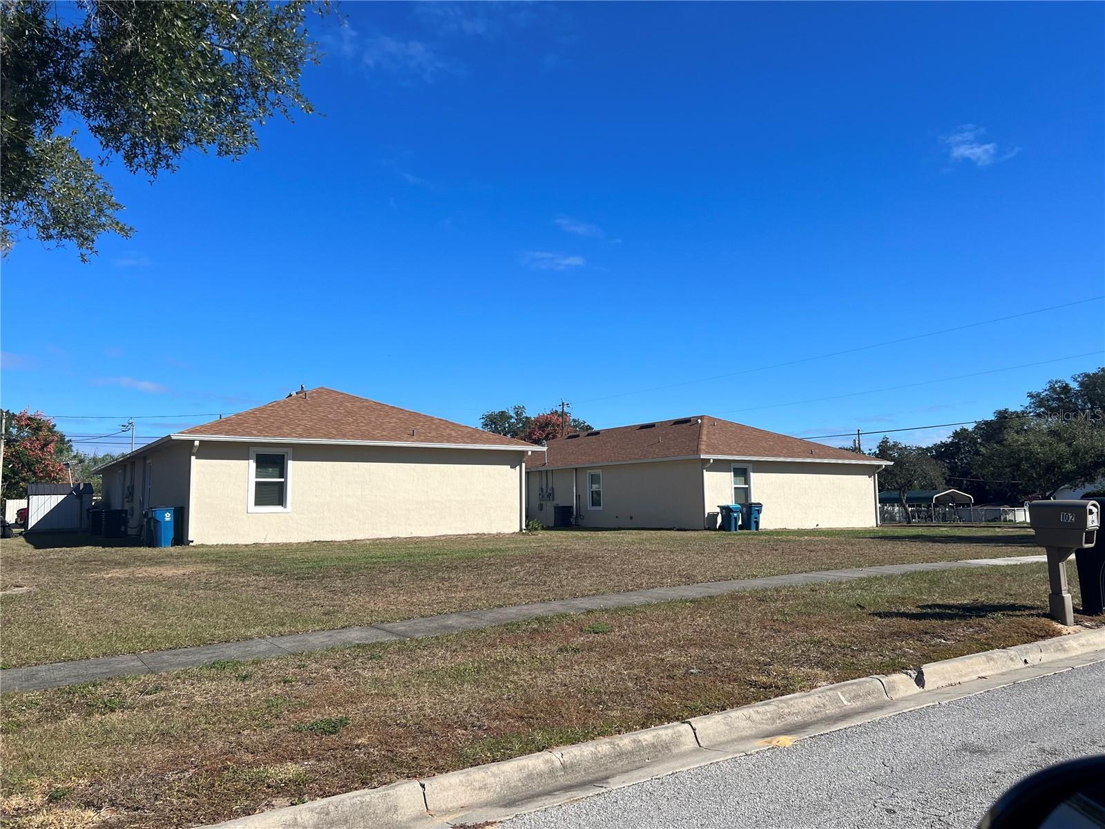 DAVENPORT - Residential Income