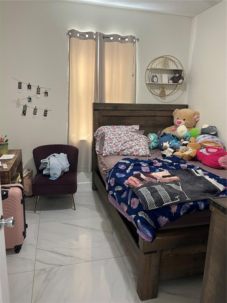 DAVENPORT - Residential Income