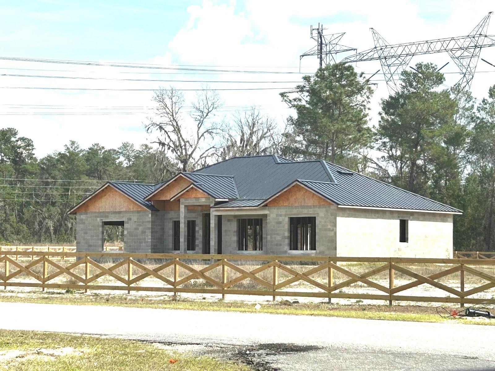 MARION OAKS UN 06 - Land