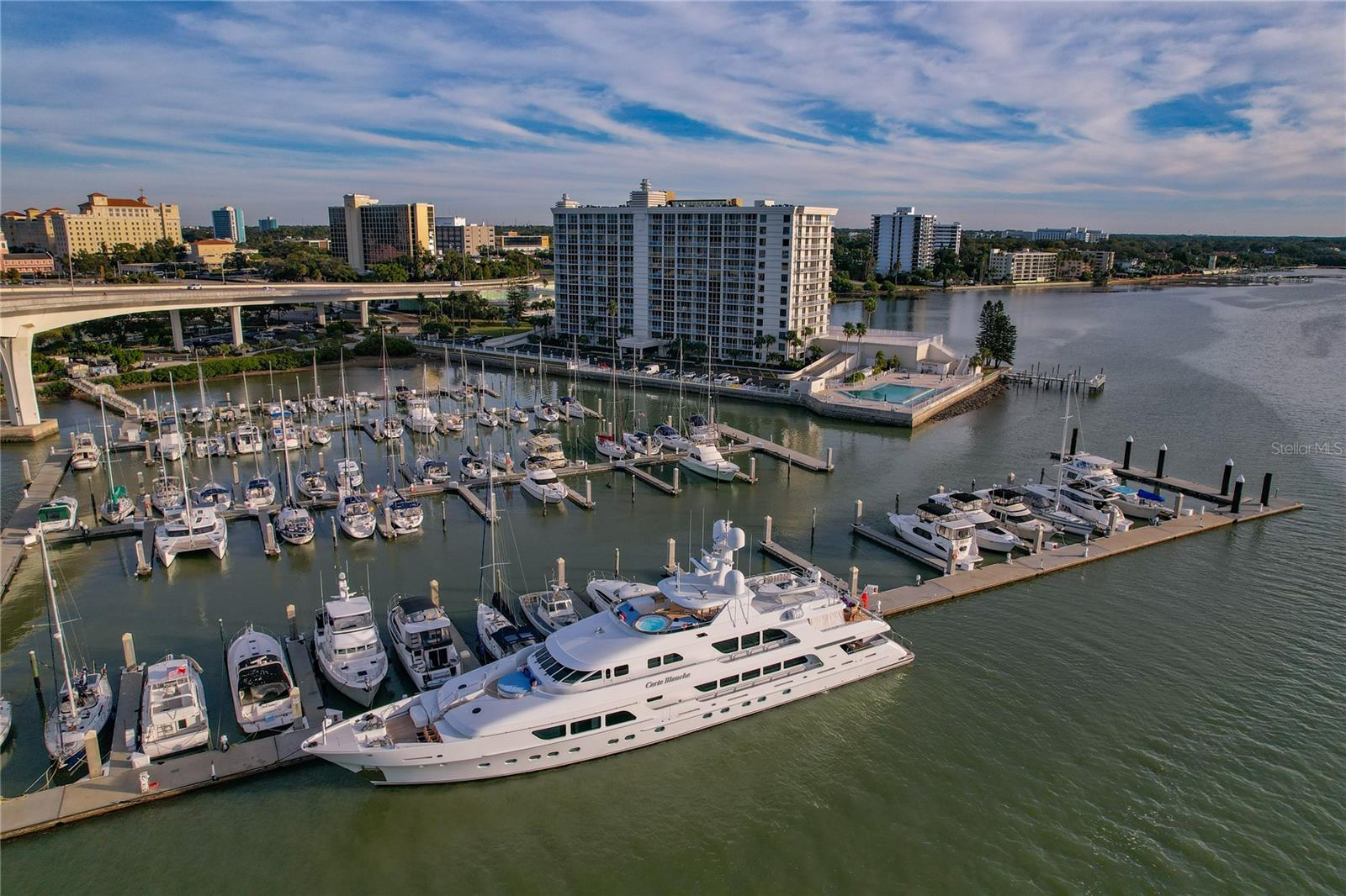 PIERCE 100 CONDO - Residential