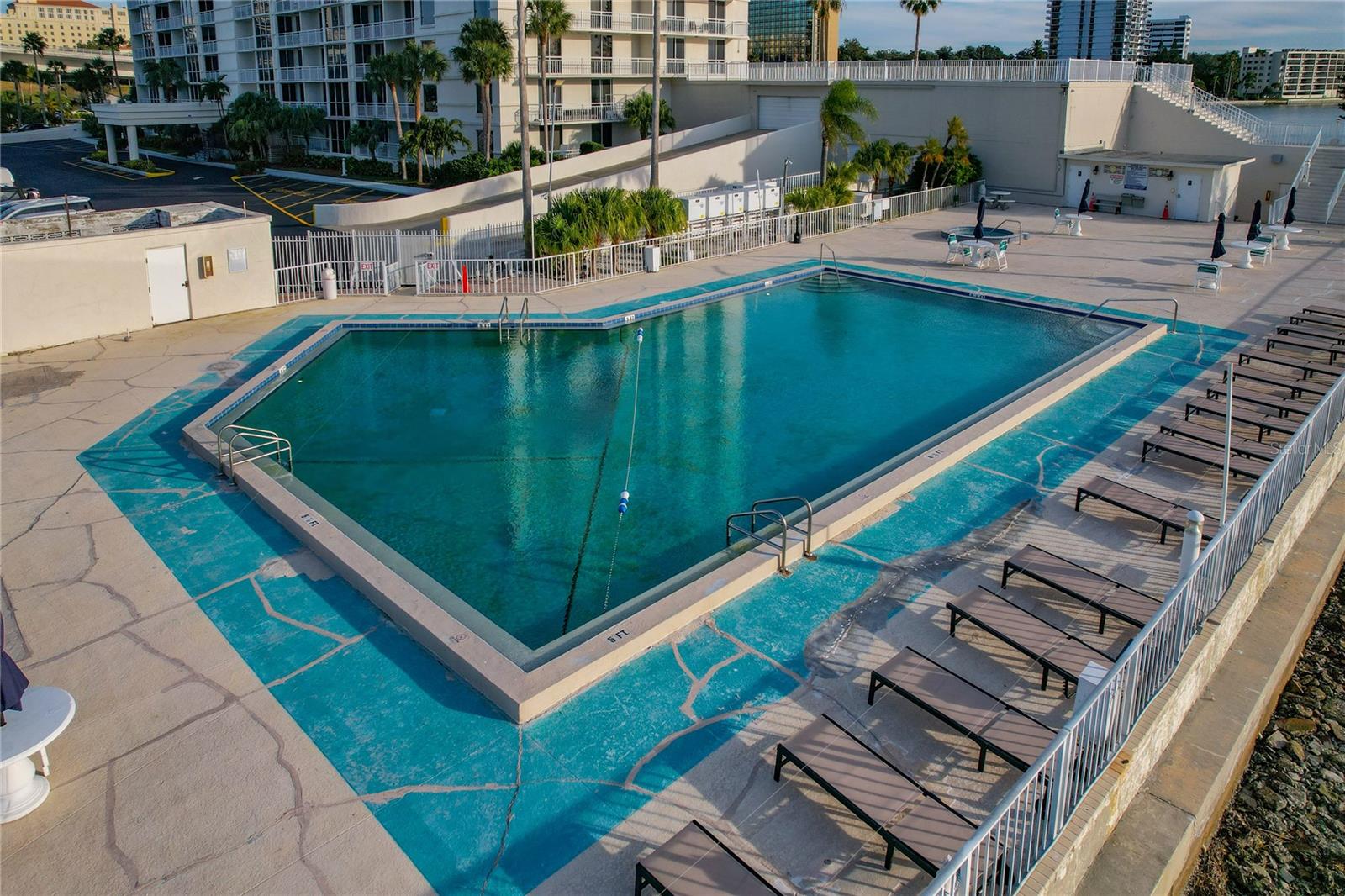 PIERCE 100 CONDO - Residential