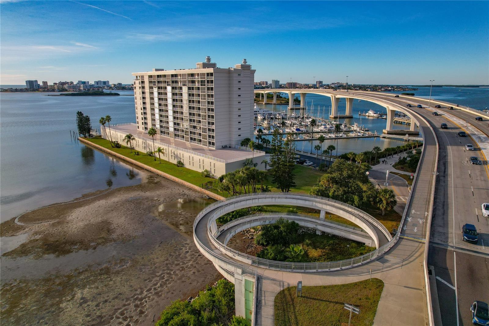 PIERCE 100 CONDO - Residential