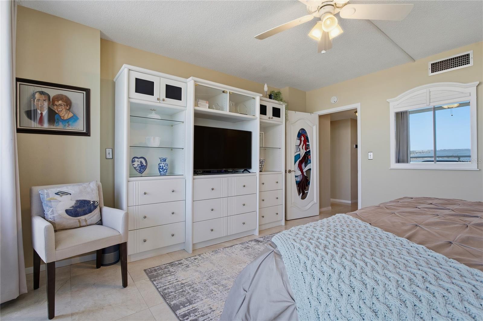 PIERCE 100 CONDO - Residential