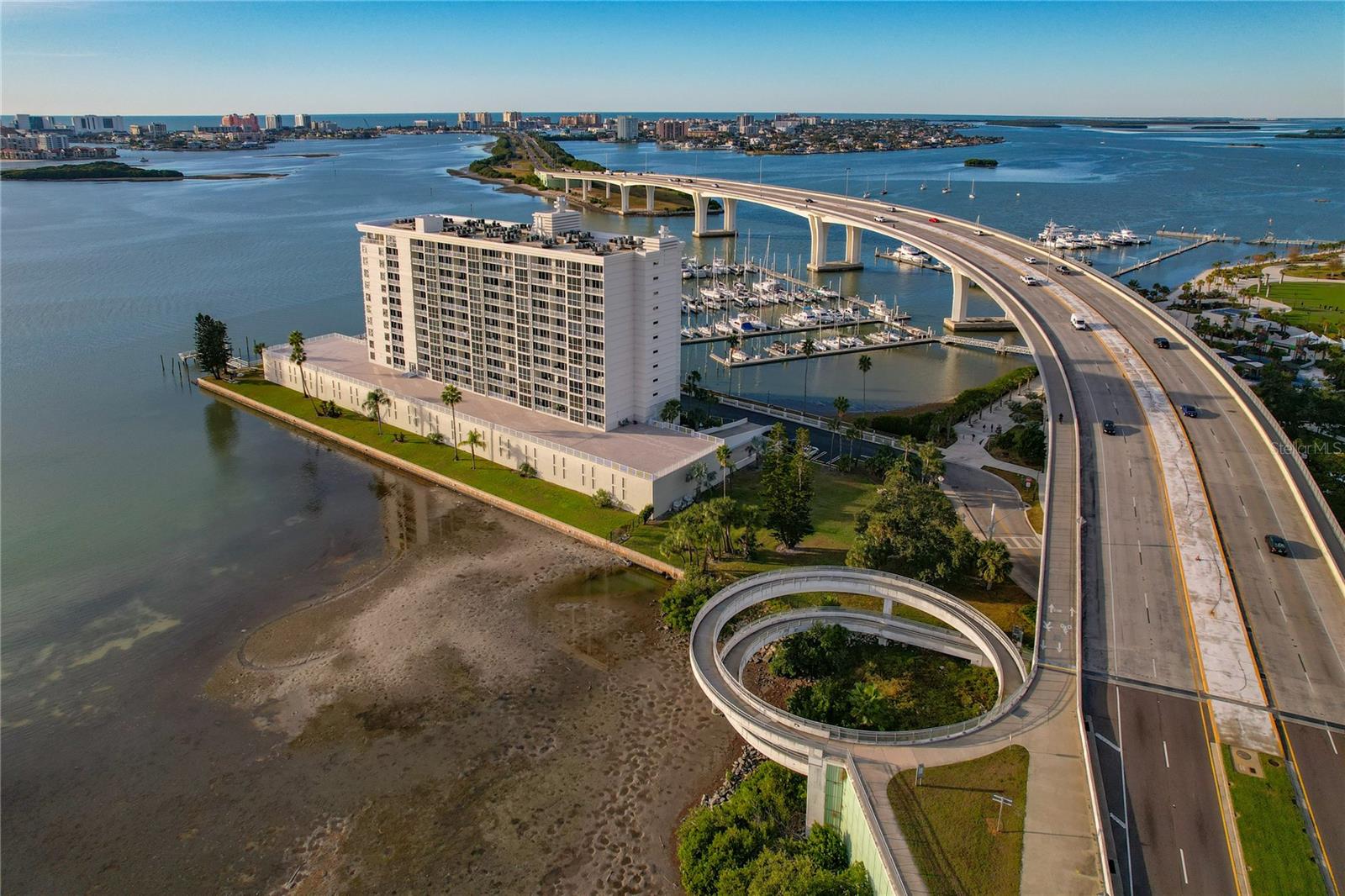 PIERCE 100 CONDO - Residential