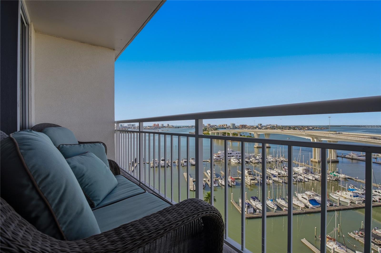 PIERCE 100 CONDO - Residential