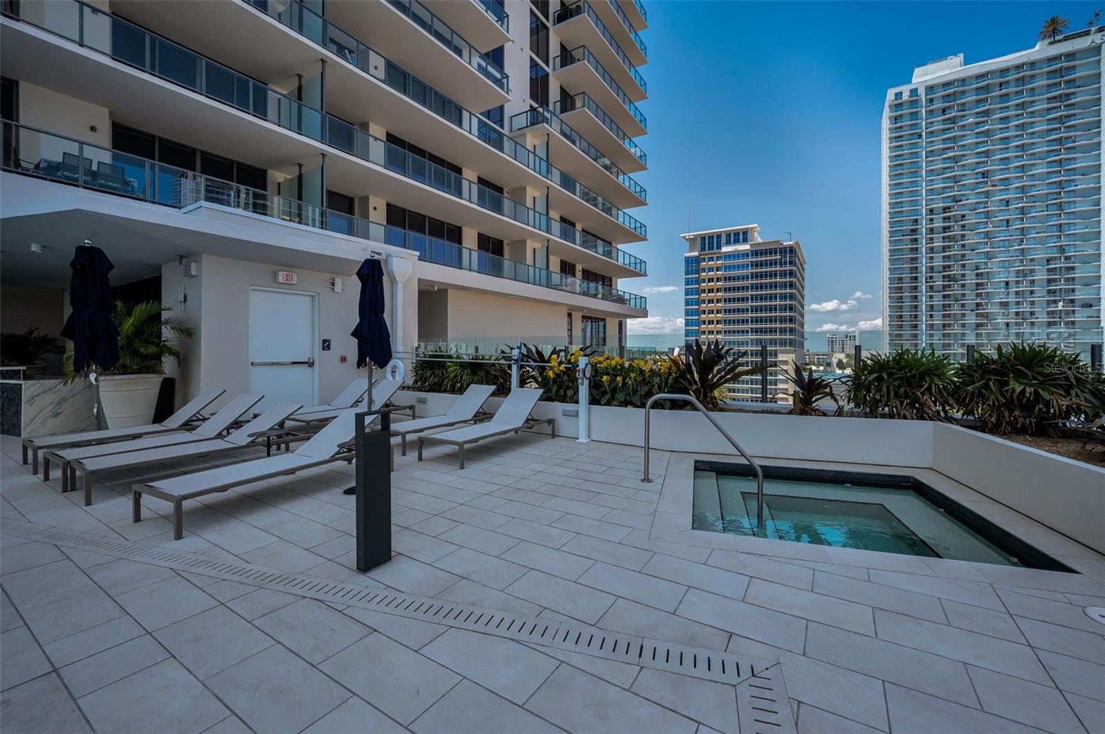 ART HOUSE CONDO - Residential