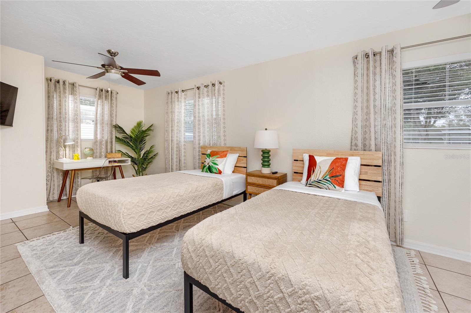 ORANGE BLOSSOM RIDGE - Residential Lease