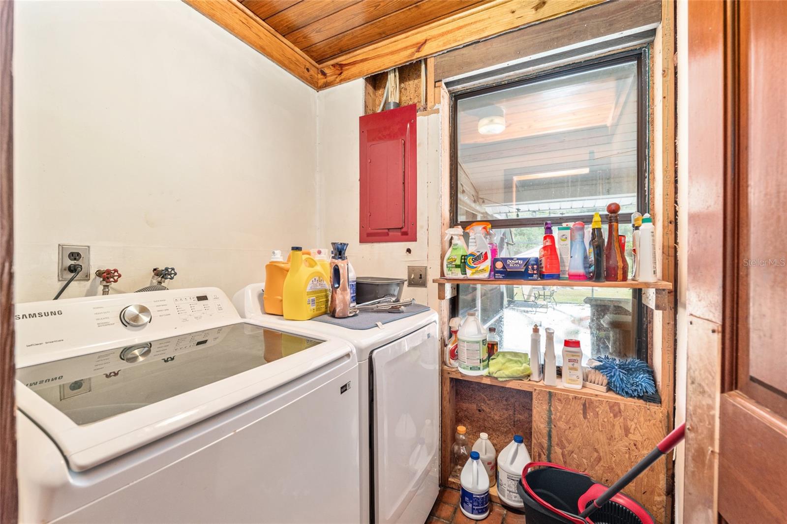 RED OAK FOREST - Residential