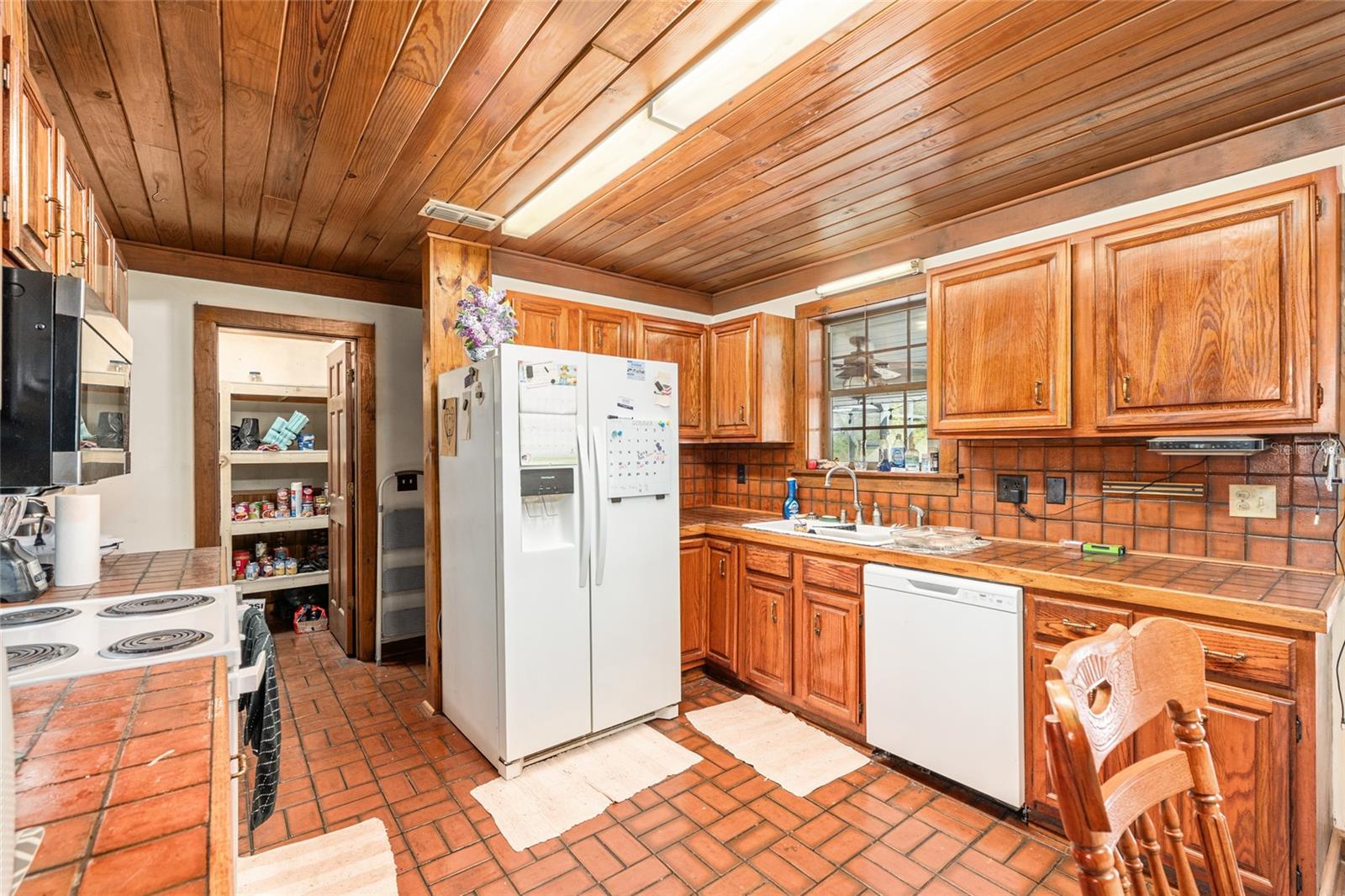 RED OAK FOREST - Residential