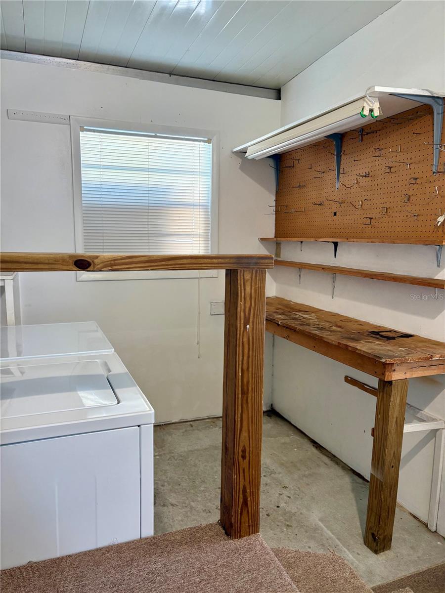 LAKE SEMINOLE ESTATES MOBILE HOME PARK - Residential