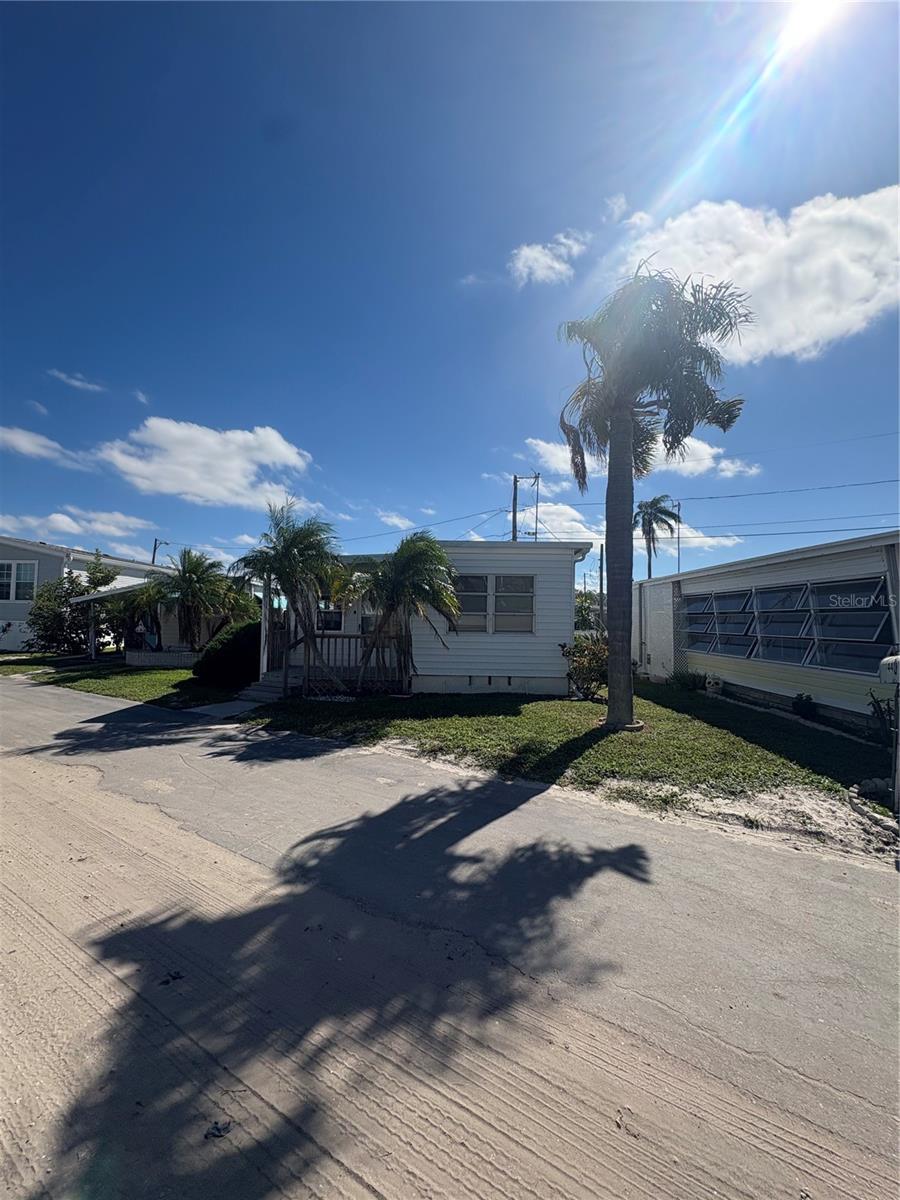 LAKE SEMINOLE ESTATES MOBILE HOME PARK - Residential