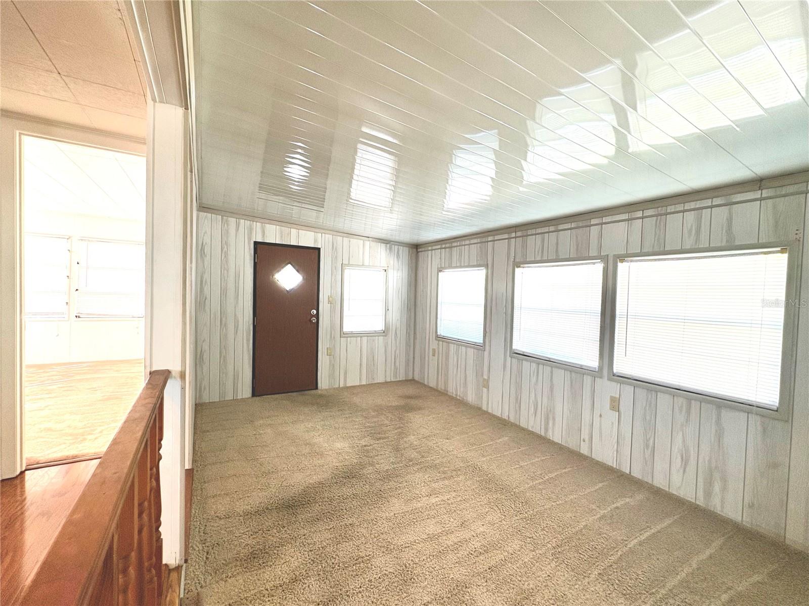 LAKE SEMINOLE ESTATES MOBILE HOME PARK - Residential