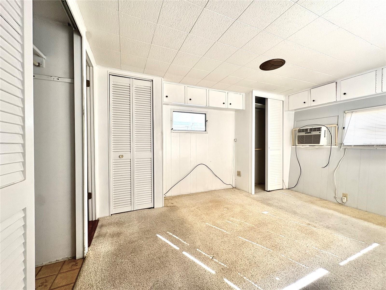 LAKE SEMINOLE ESTATES MOBILE HOME PARK - Residential