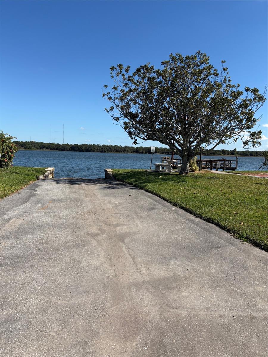 LAKE SEMINOLE ESTATES MOBILE HOME PARK - Residential