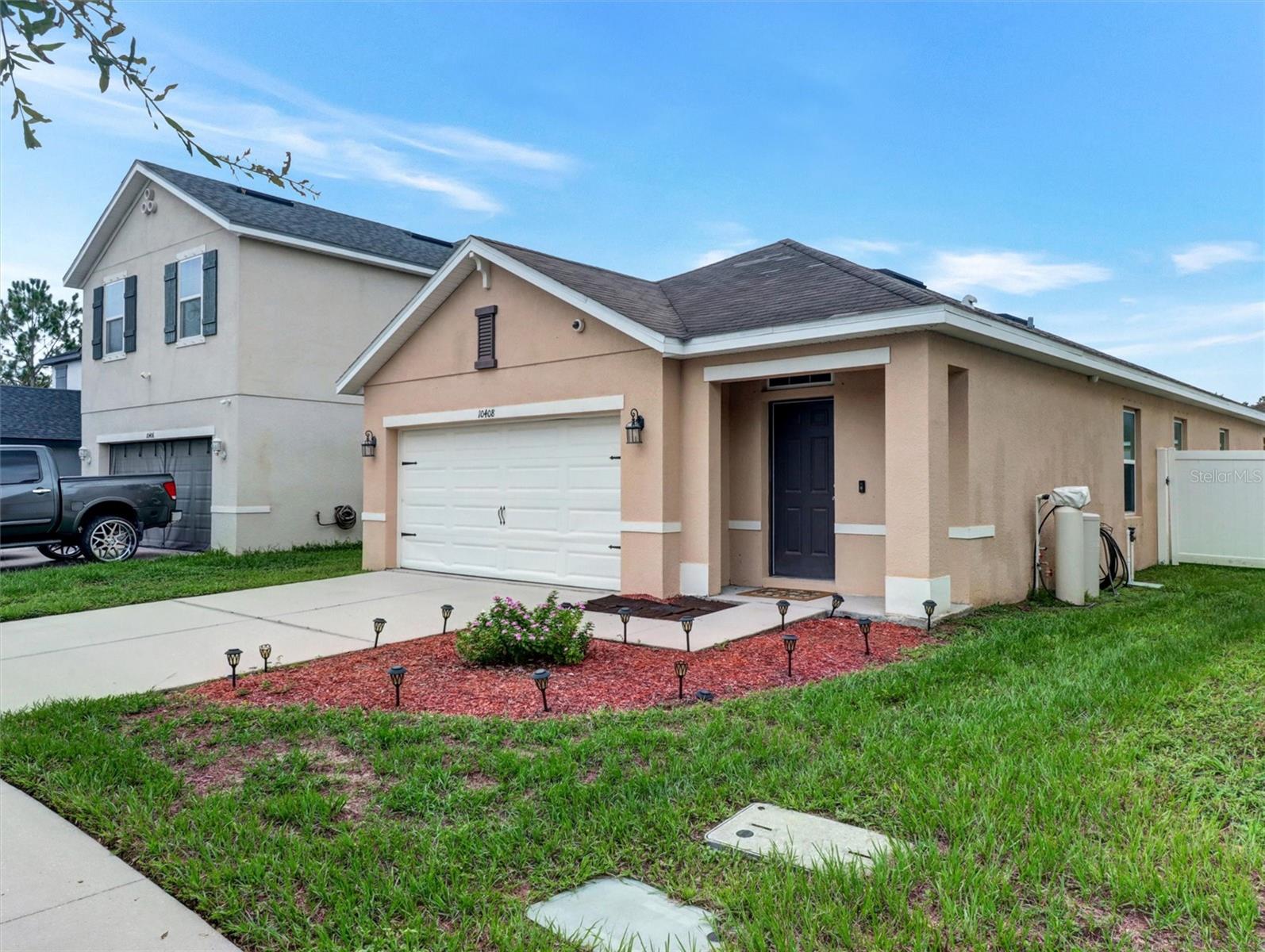 10408 WHISPERING HAMMOCK DRIVE