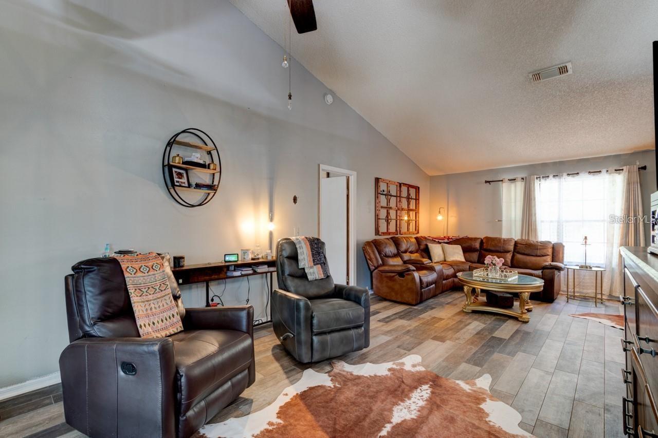 DELTONA LAKES UNIT 36 - Residential