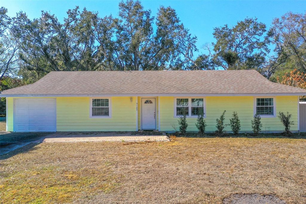 Photo of 5103 Greenbrook Lane, Lakeland, FL 33811 (MLS # L4958417)