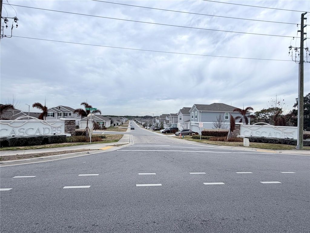 Photo of 824 Horsetail Drive, Davenport, FL 33837 (MLS # G5108114)