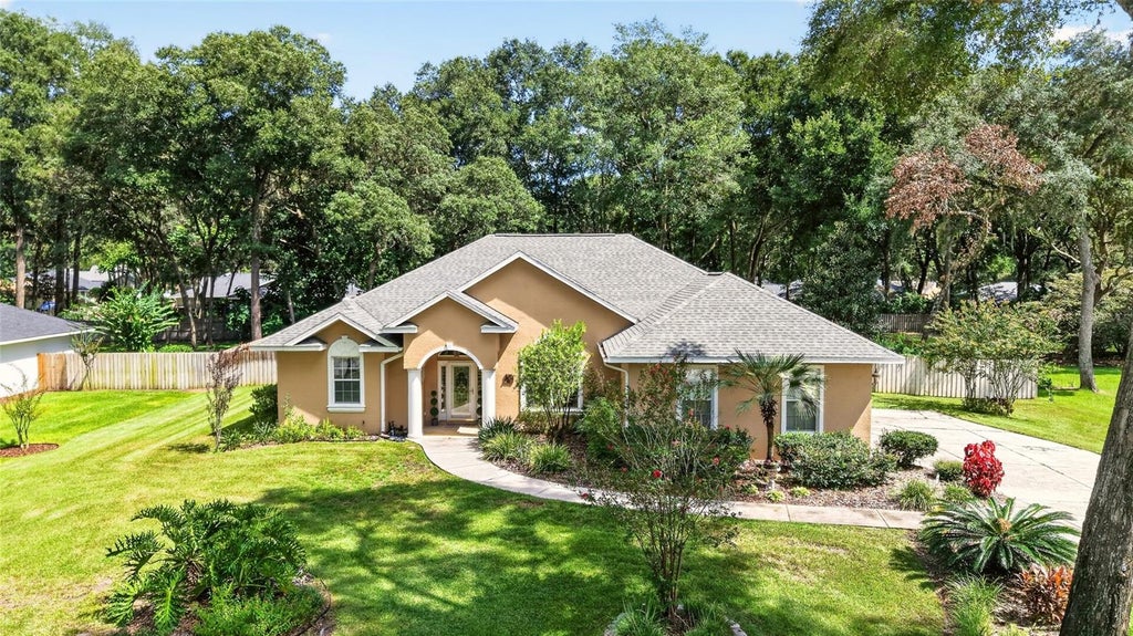 Photo of 5019 SE 44th Circle, Ocala, FL 34480 (MLS # OM732338)