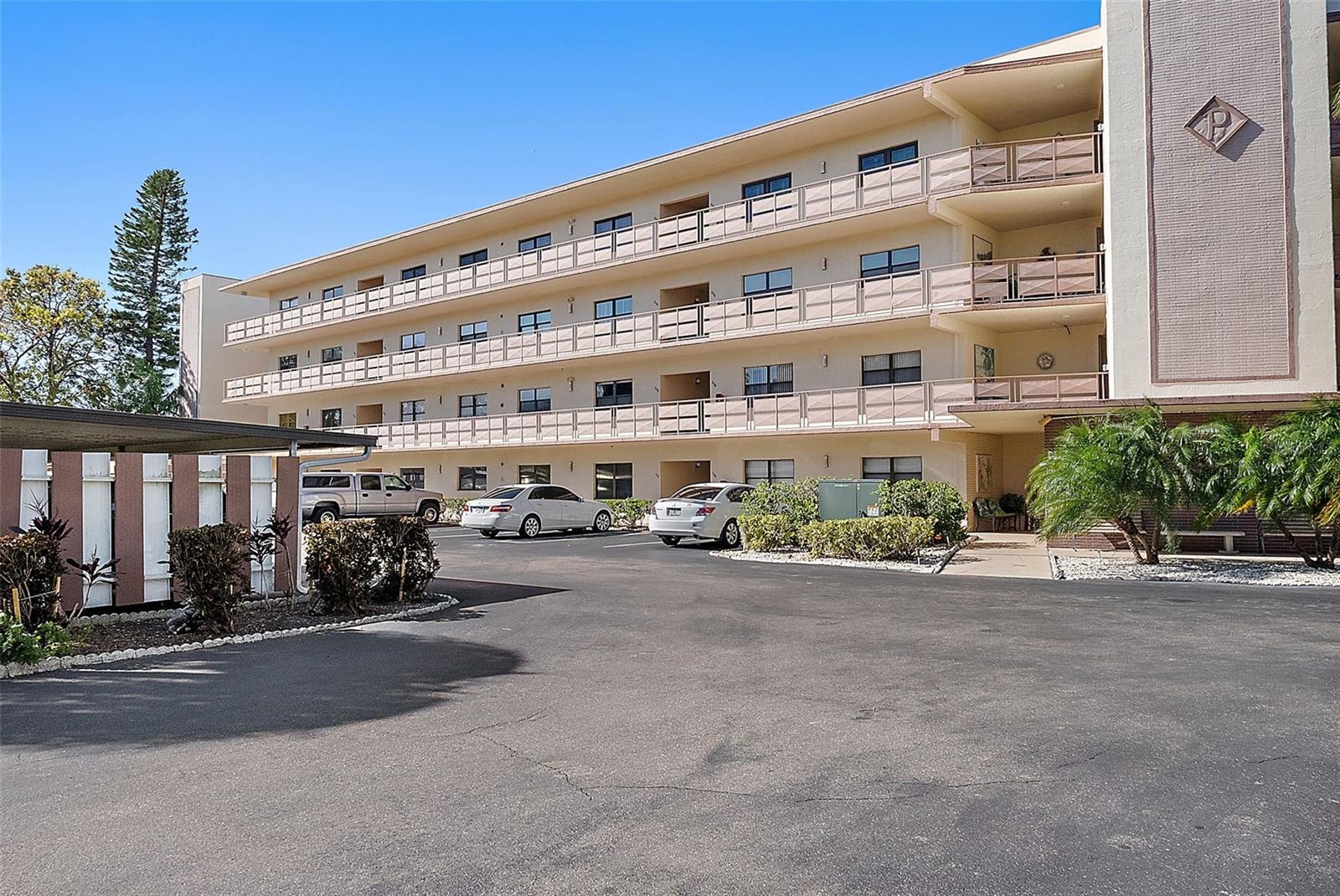 TERRACE PARK OF FIVE TOWNS - Residential