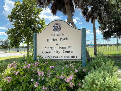 A home in NORTH PORT