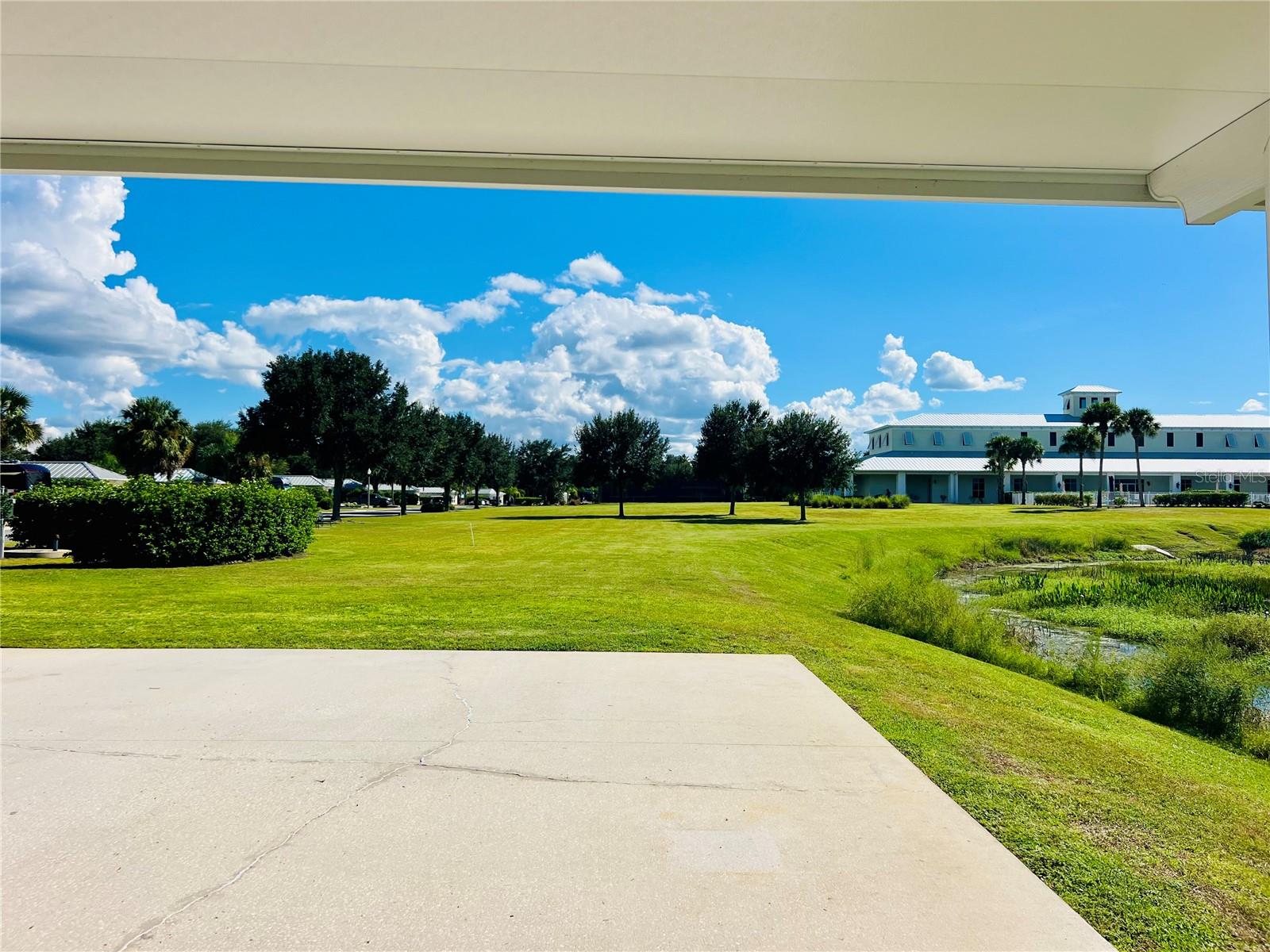 FLORIDA GRANDE MOTOR COACH RESIDENCE - Land