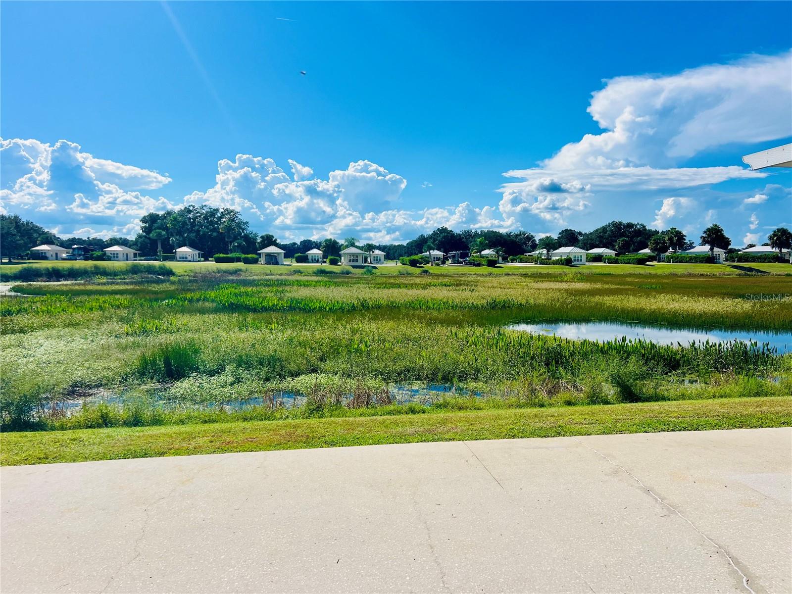 FLORIDA GRANDE MOTOR COACH RESIDENCE - Land