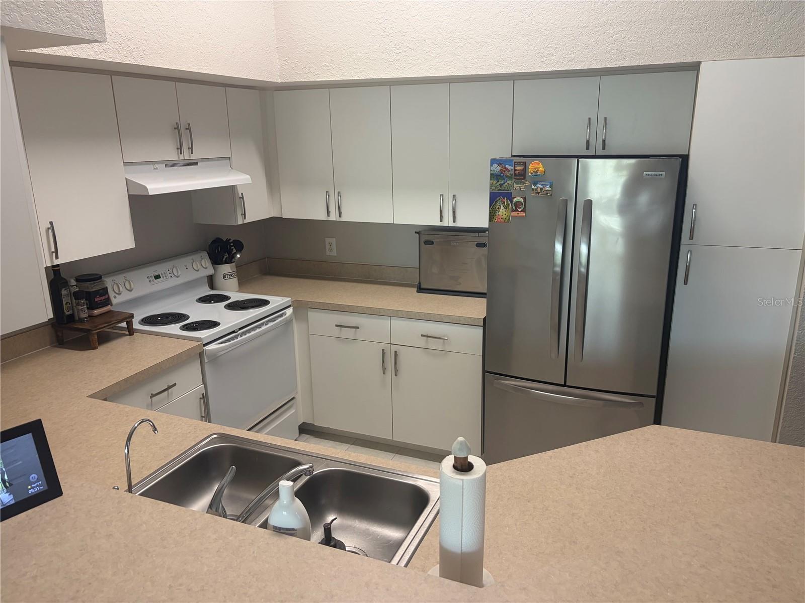 4140 CENTRAL SARASOTA PARKWAY 1235